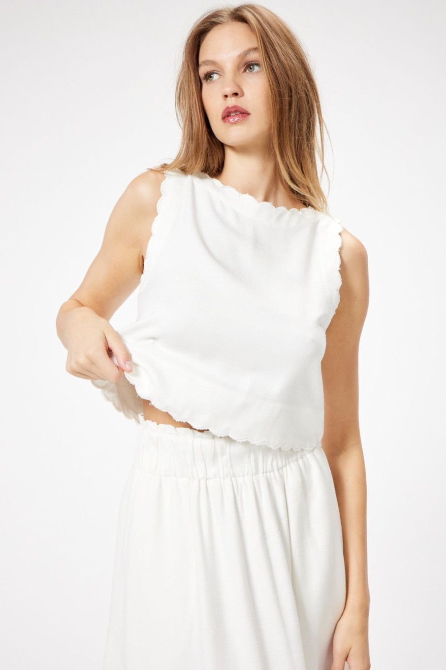 Tops Sophie Rue | Marseilles Scallop Top In White